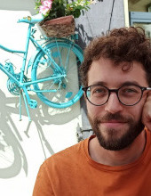 תום